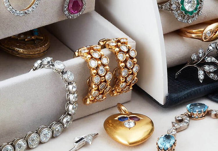 Jewelry Repair in Scottsdale: When to Repair, Resize, or Restore Your Favorite Pieces