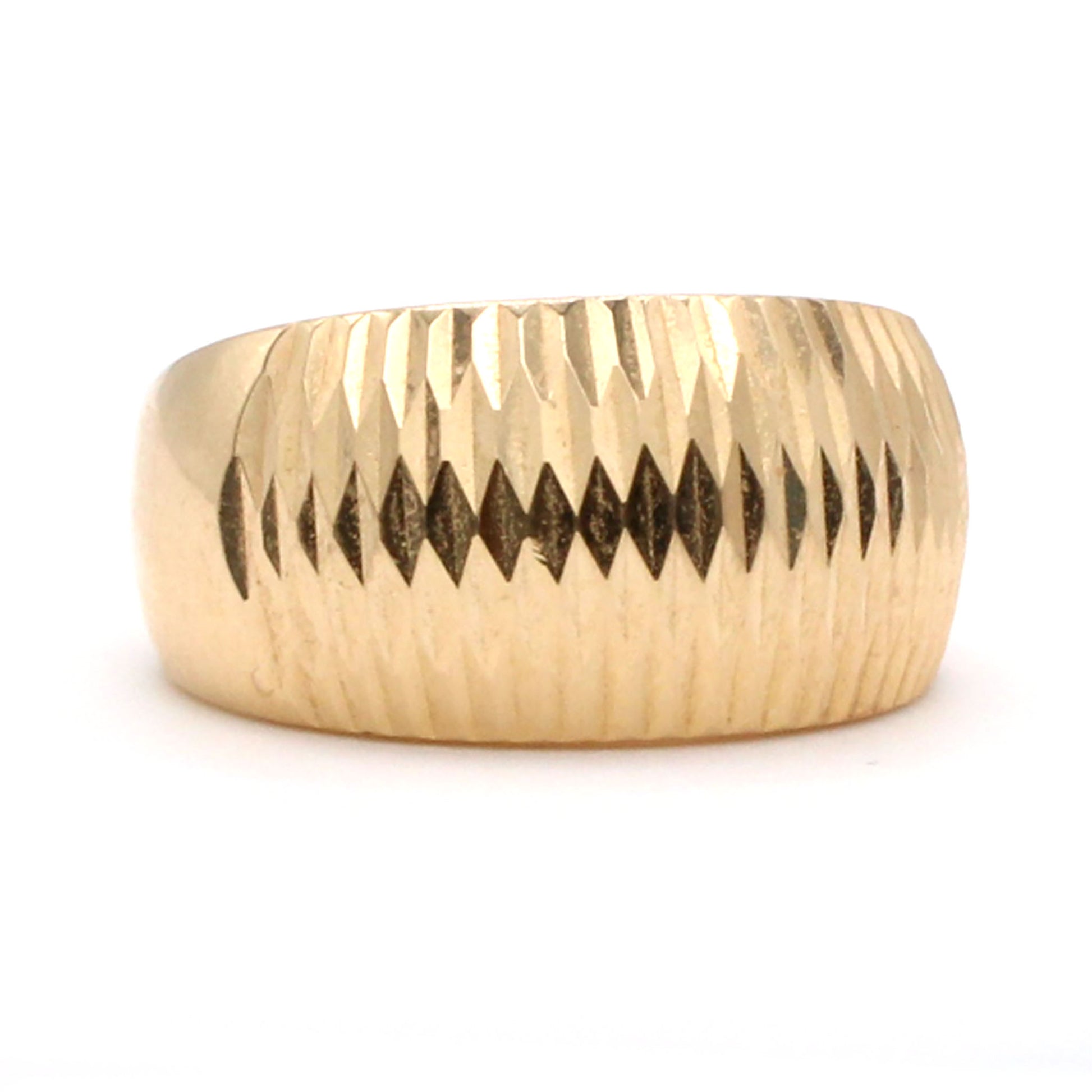 14k Yellow Gold Vertical Diamond Cut Domed Band Size 6