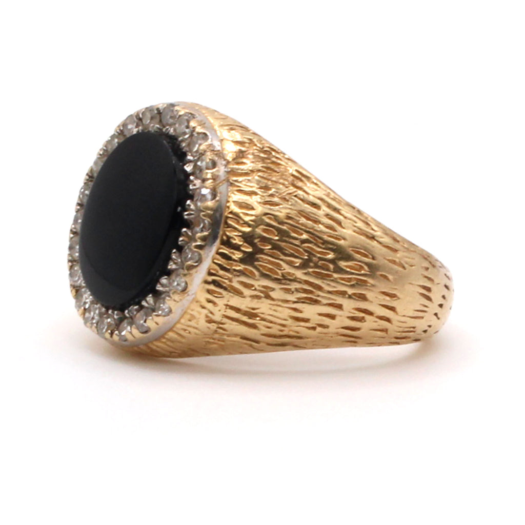 14k Yellow Gold 0.44cttw Diamond and Onyx Hammered Band Size 7