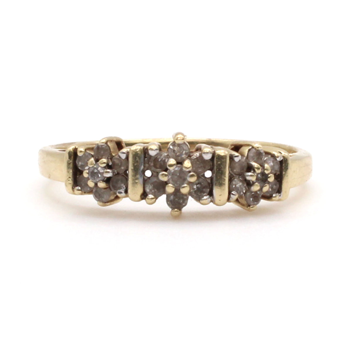 10k Yellow Gold Cluster Style Diamond Band Size 8.5