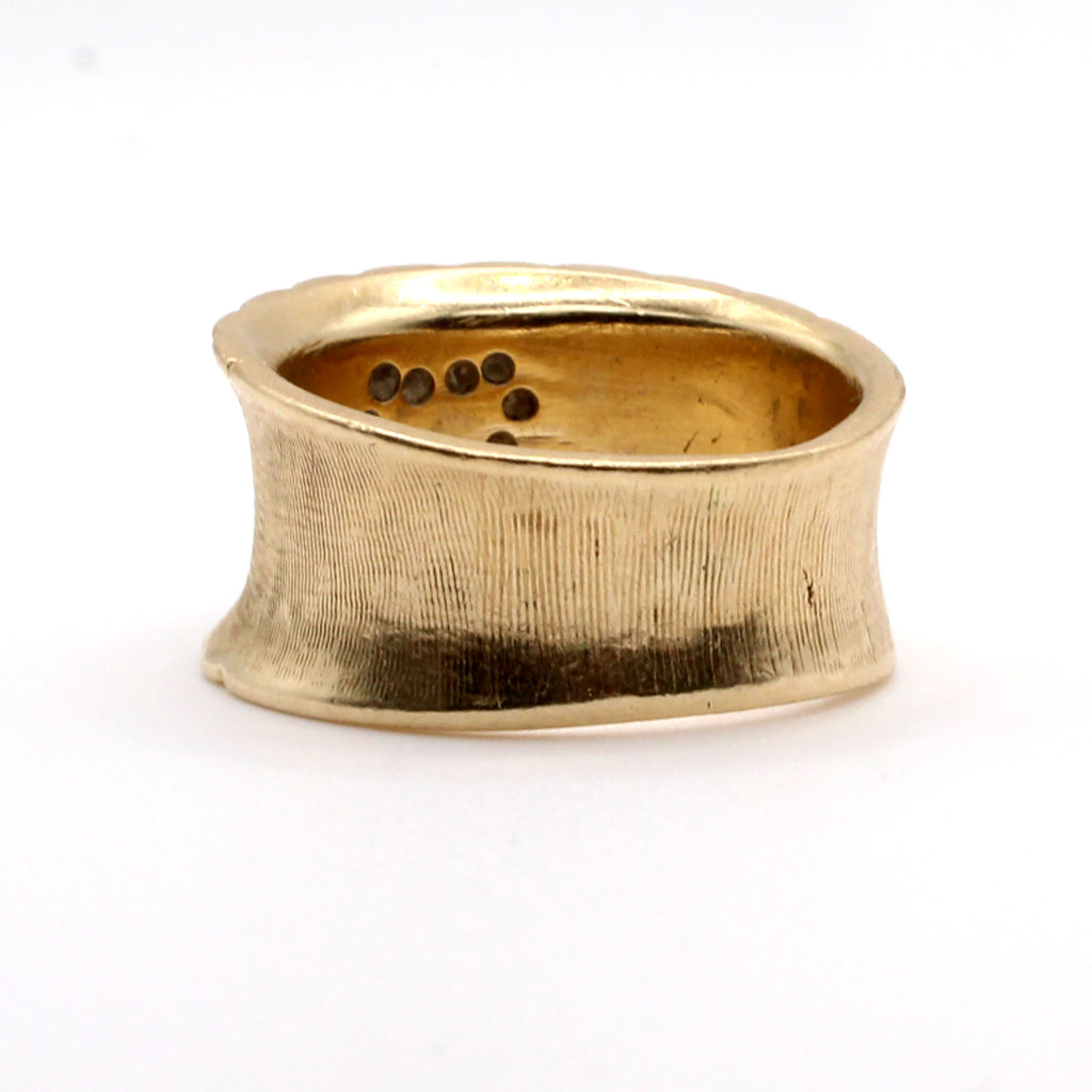 14k Yellow Gold 0.12cttw Diamond Heart Band Ring Size 5.25