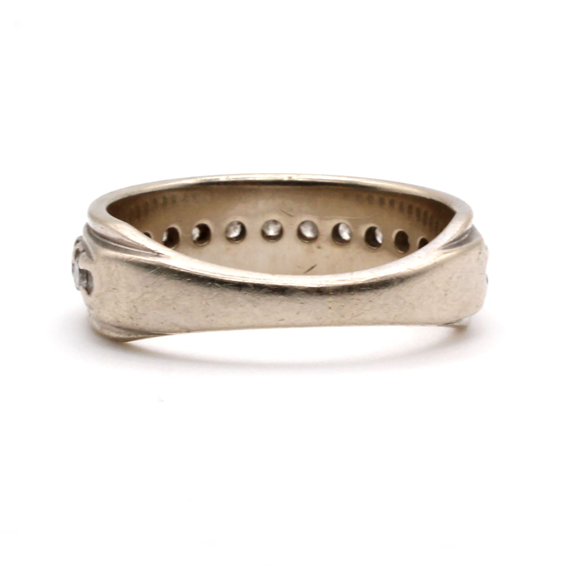 10k White Gold 0.80cttw Diamond Band Ring Size 10