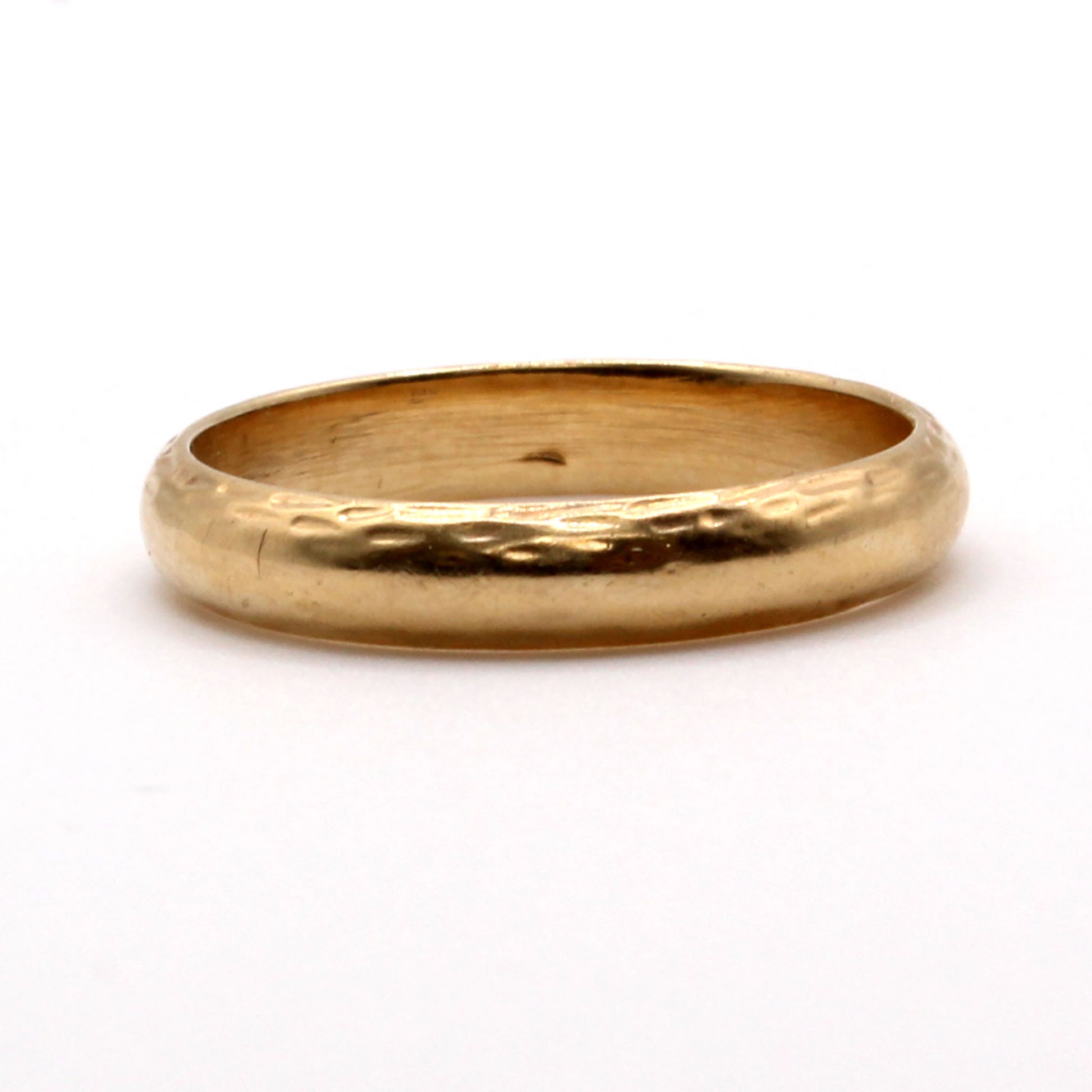 14k Yellow Gold Band Size 9