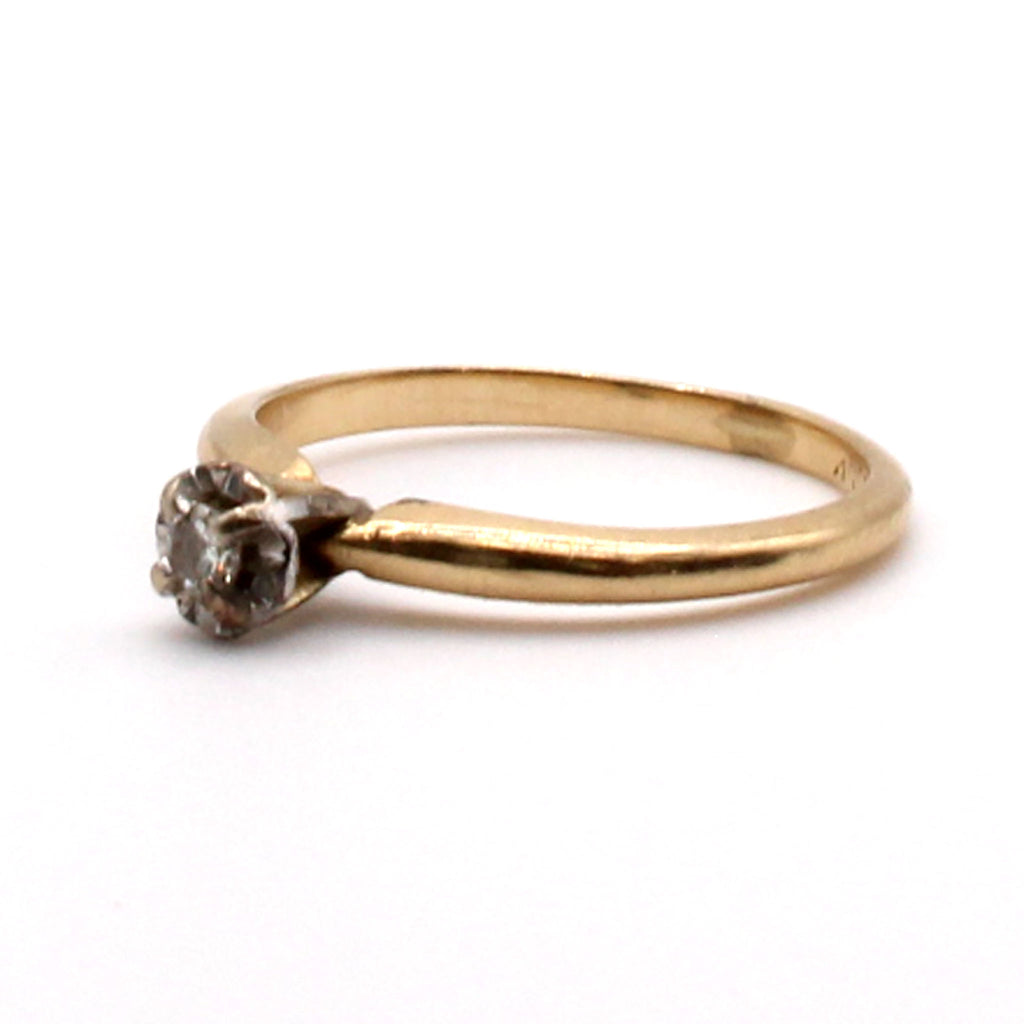 14k Yellow Gold 0.03ct Diamond Solitaire Ring Size 4.25