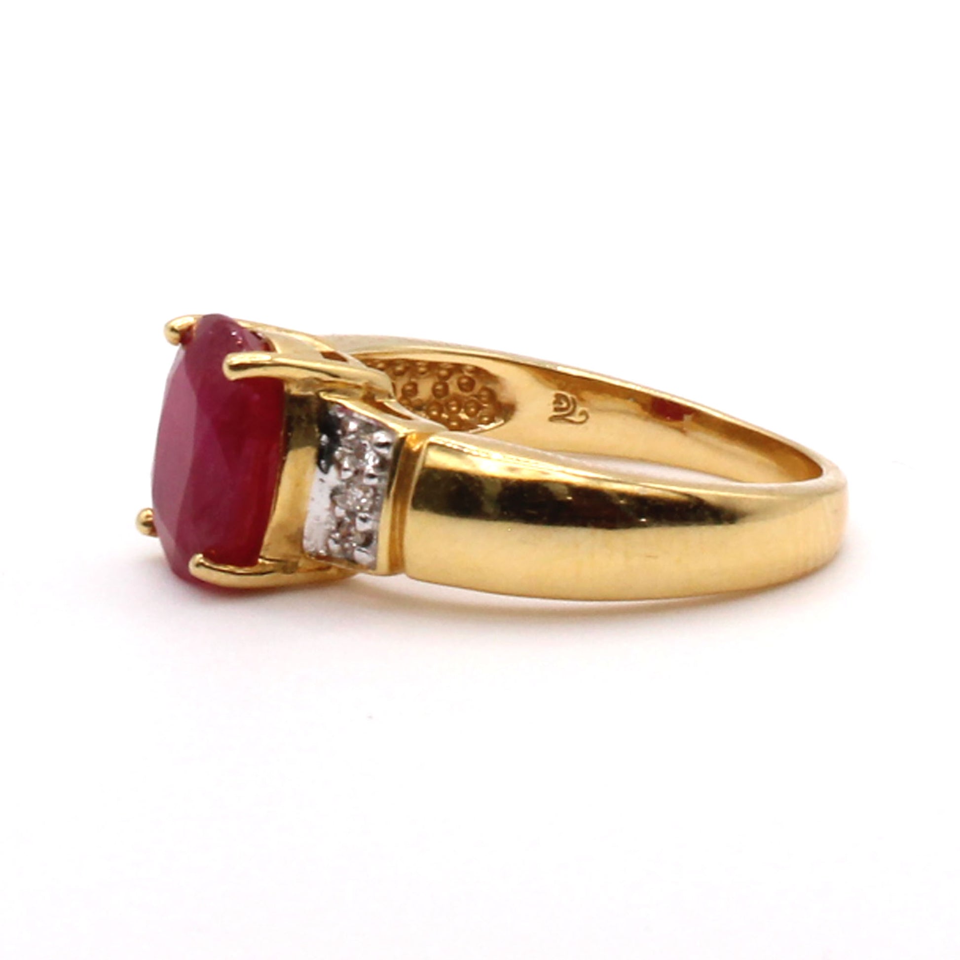 18k Yellow Gold 2.38ct Ruby and Diamond Ring Size 7
