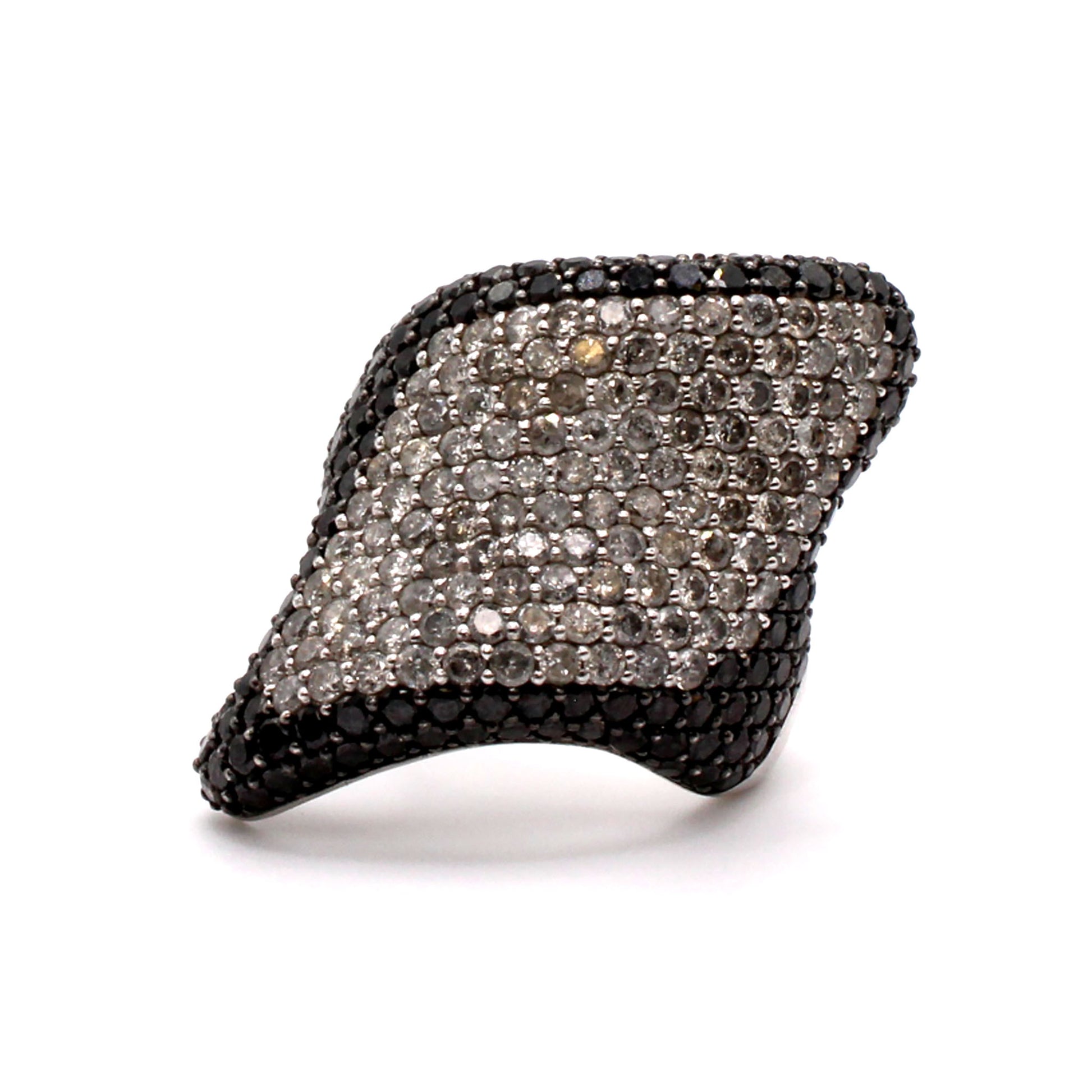 14k White Gold 4.08cttw Black and White Diamond Ring Size 6.75