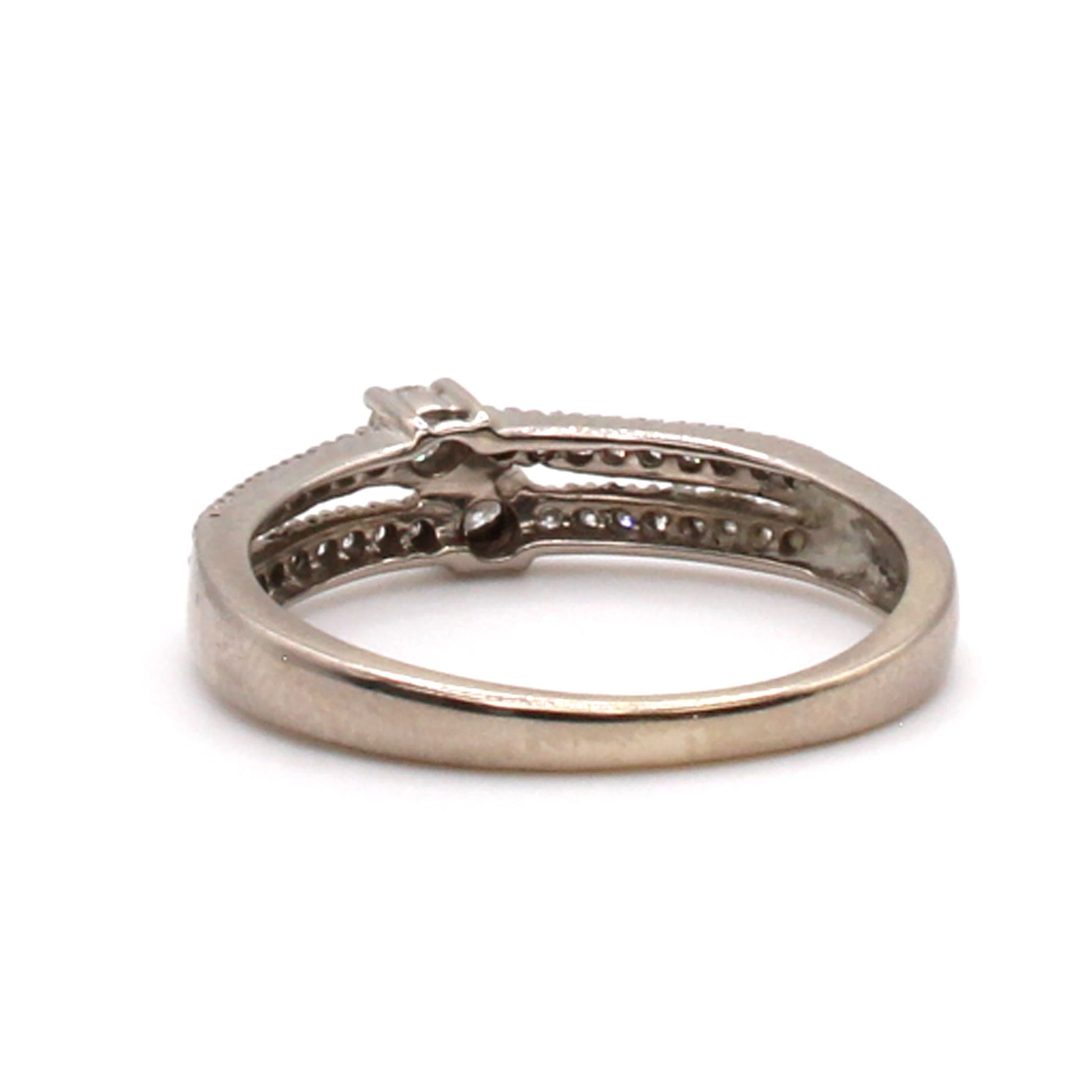 14k White Gold 0.26cttw Diamond Band Size 7