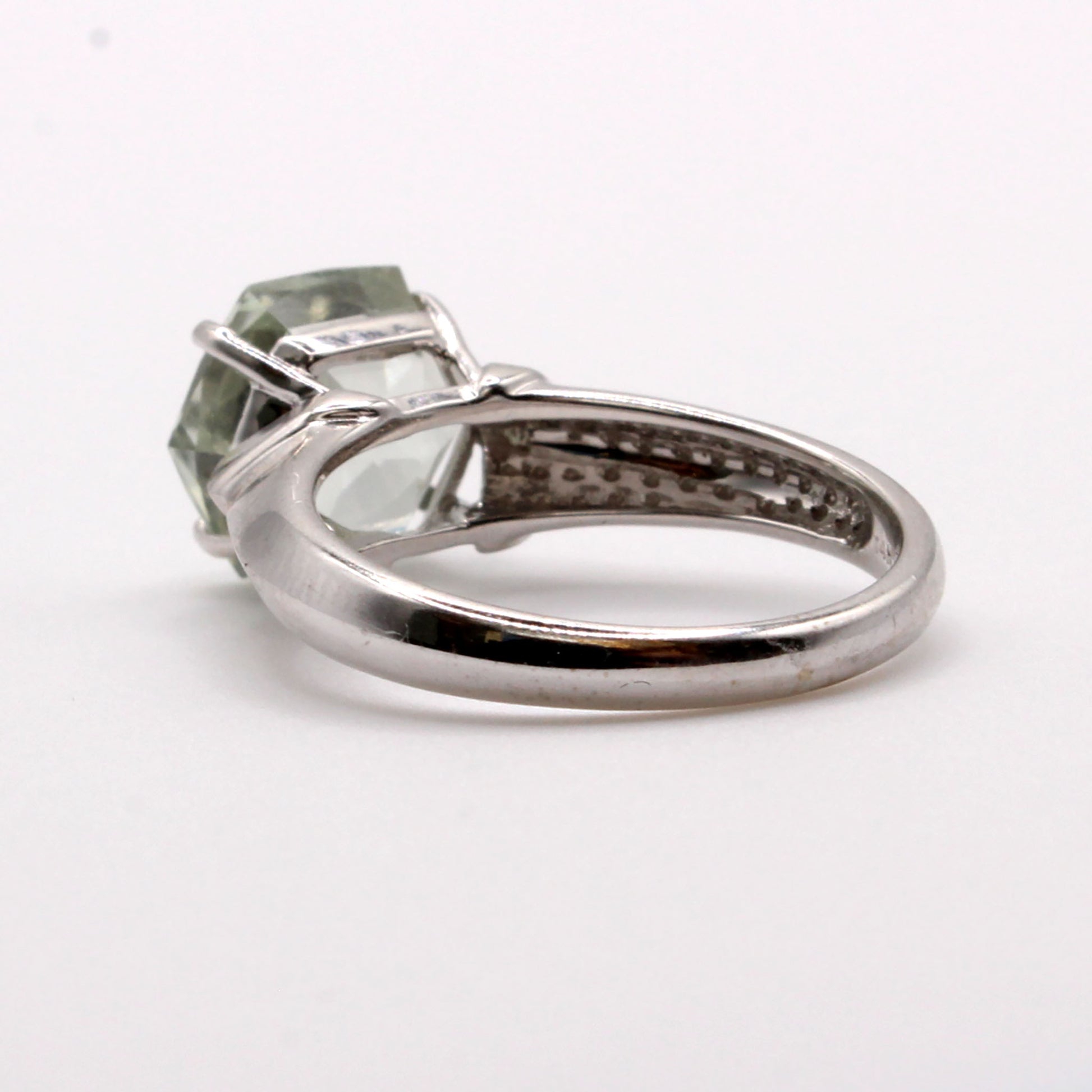 14k White Gold 3.11ct Green Amethyst  Ring