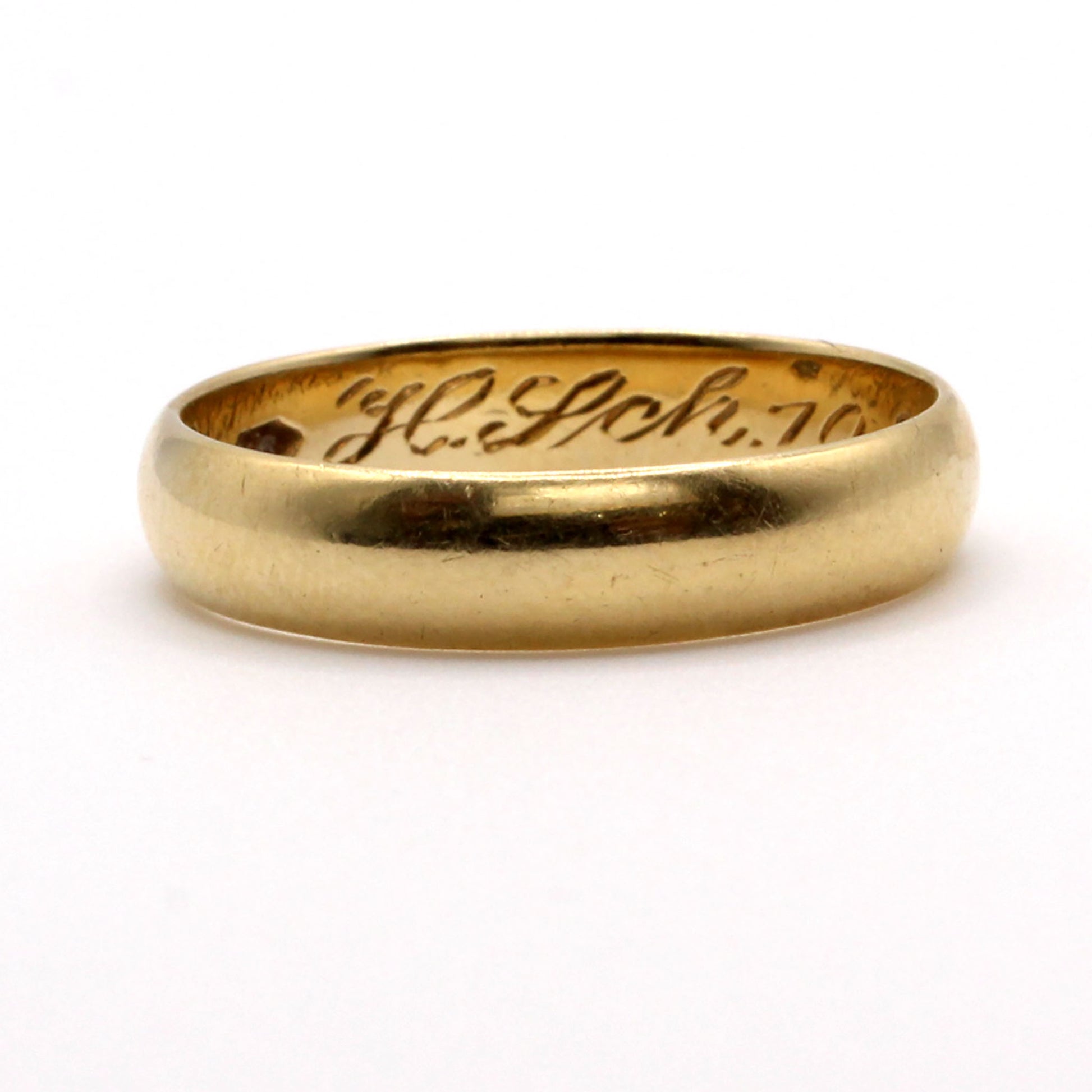 14k Yellow Gold Band Size 10.5