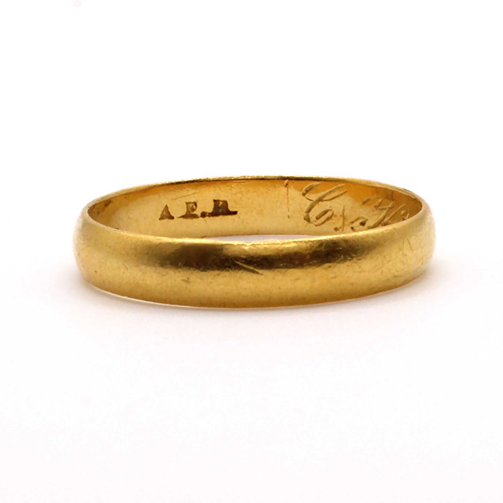 22k Yellow Gold Band Size 10