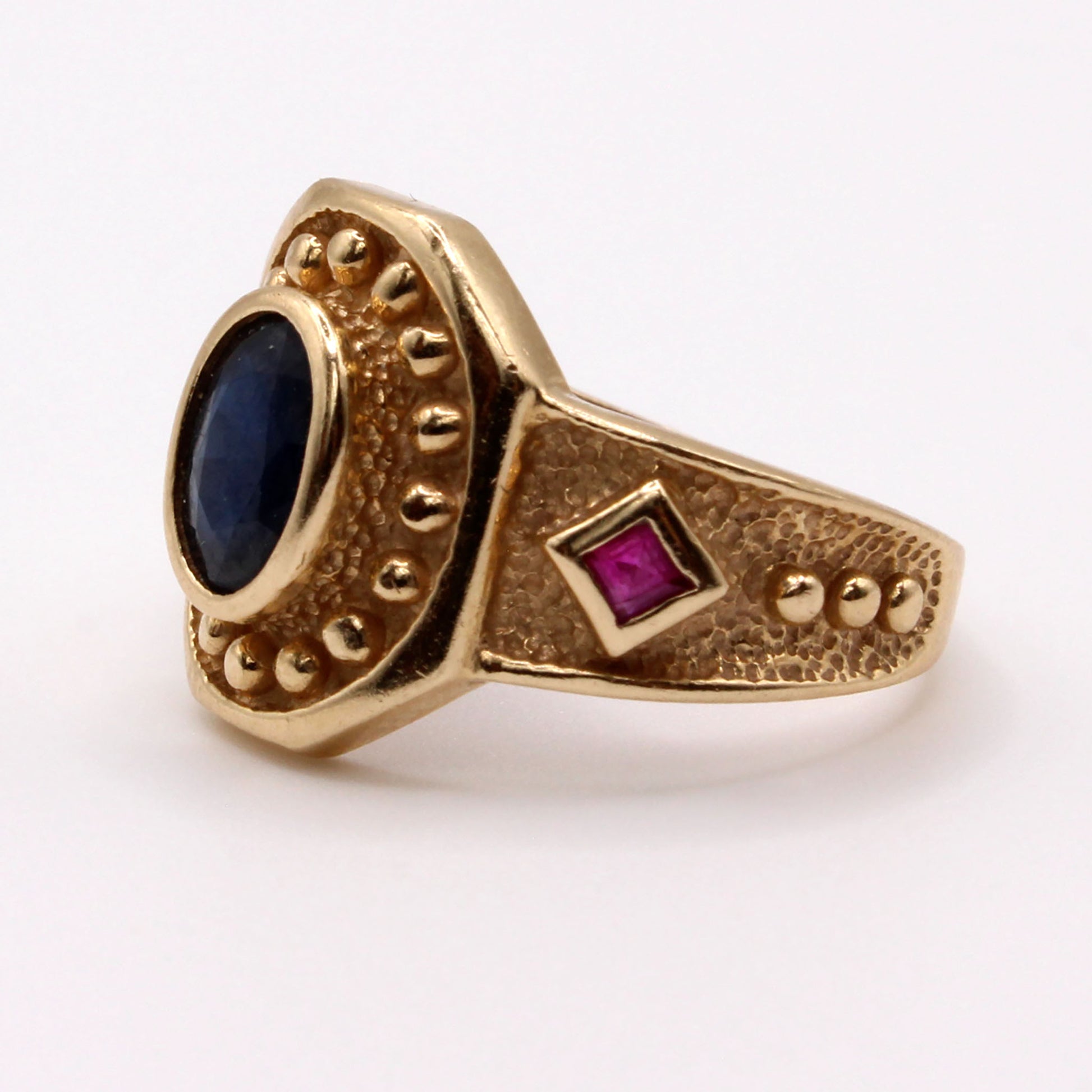 14k Yellow Gold Sapphire and Ruby Bezel Set Ring Size 10