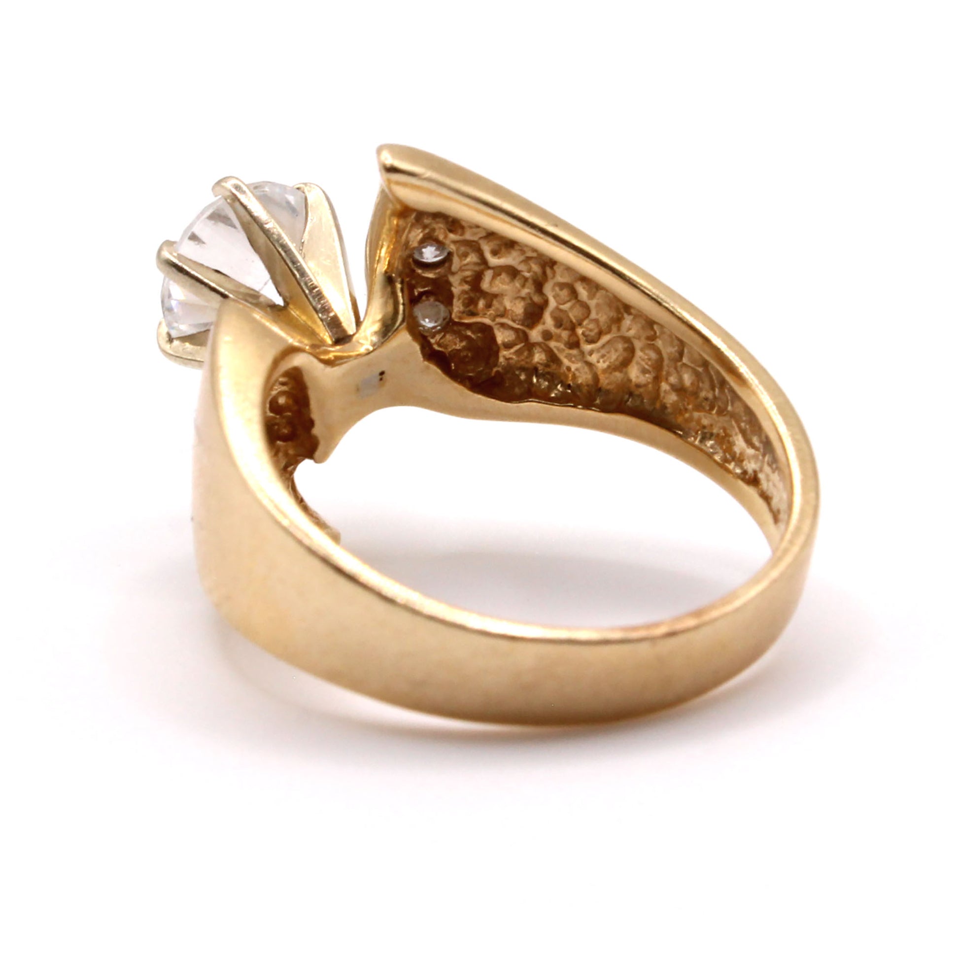 14k Yellow Gold CZ Center stone and Diamond Ring Size 6