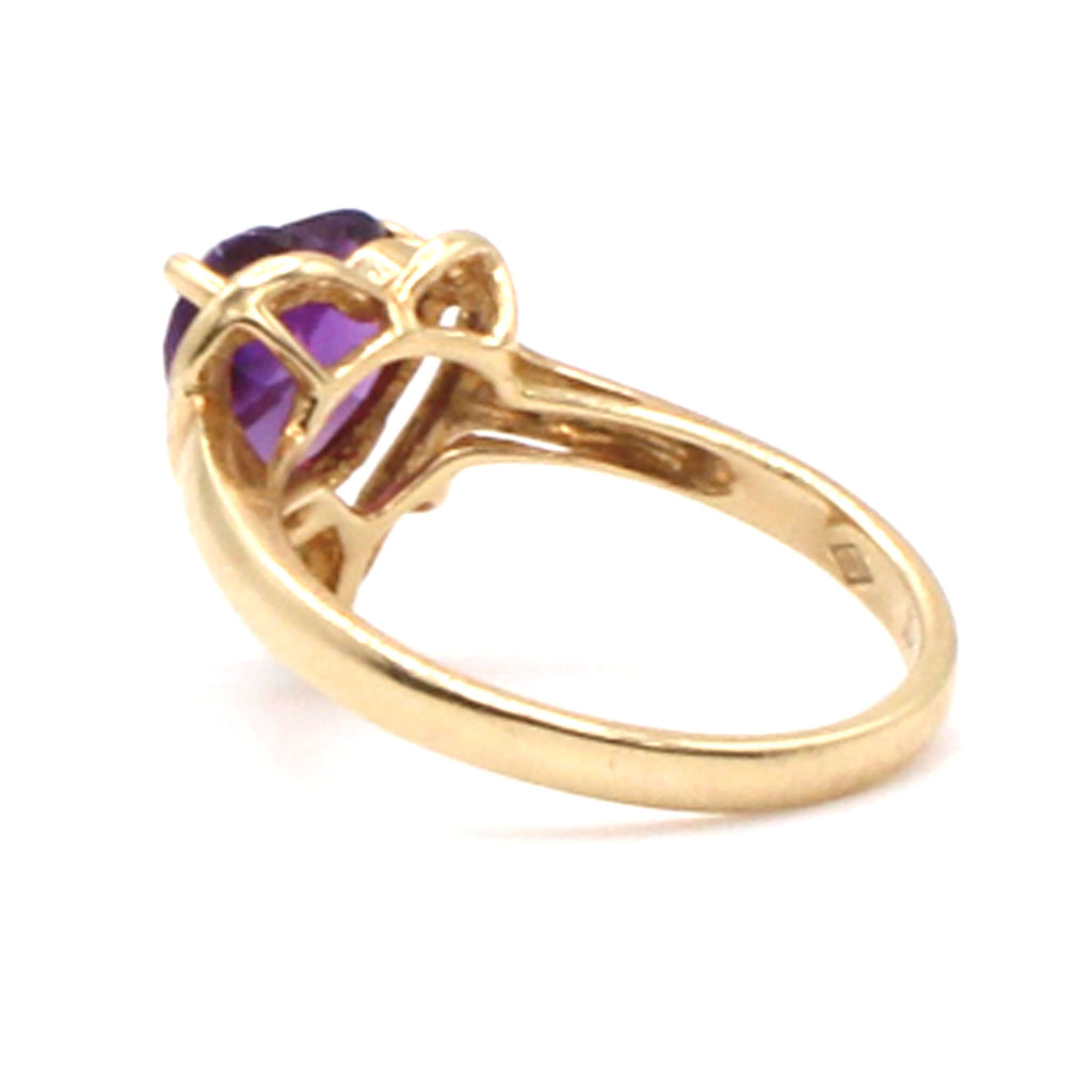 10k Yellow Gold Amethyst and Diamond Heart Ring Size 6.5