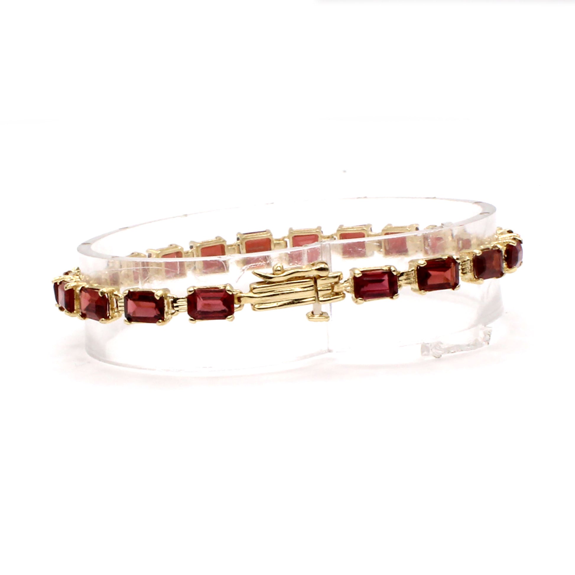 14k Yellow Gold Garnet Bracelet 7 Inches
