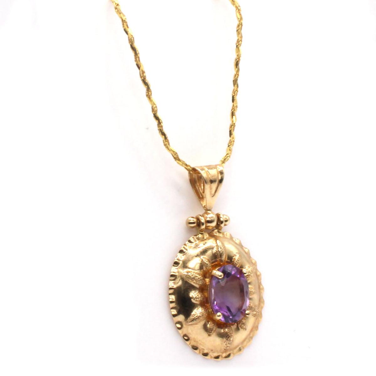 14k Yellow Gold Oval Amethyst Solitaire Necklace 30 Inches